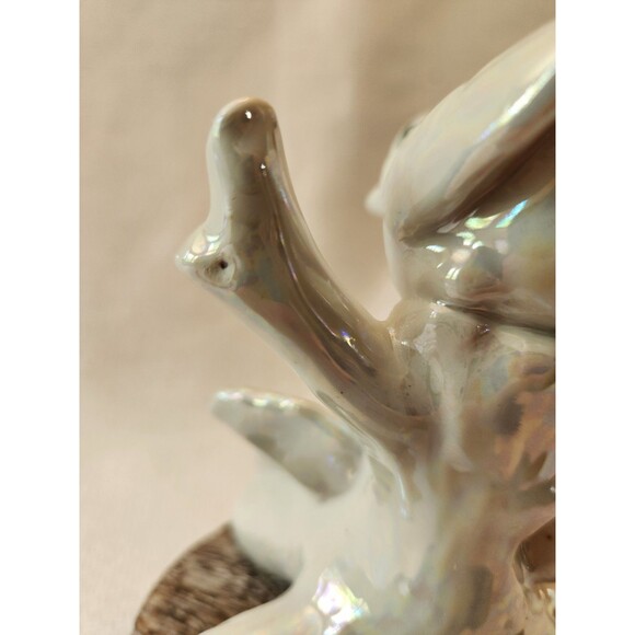 White Iridescent Bird Figurine Vintage Bird Figurine with Wooden Riser 6" - Picture 9 of 9